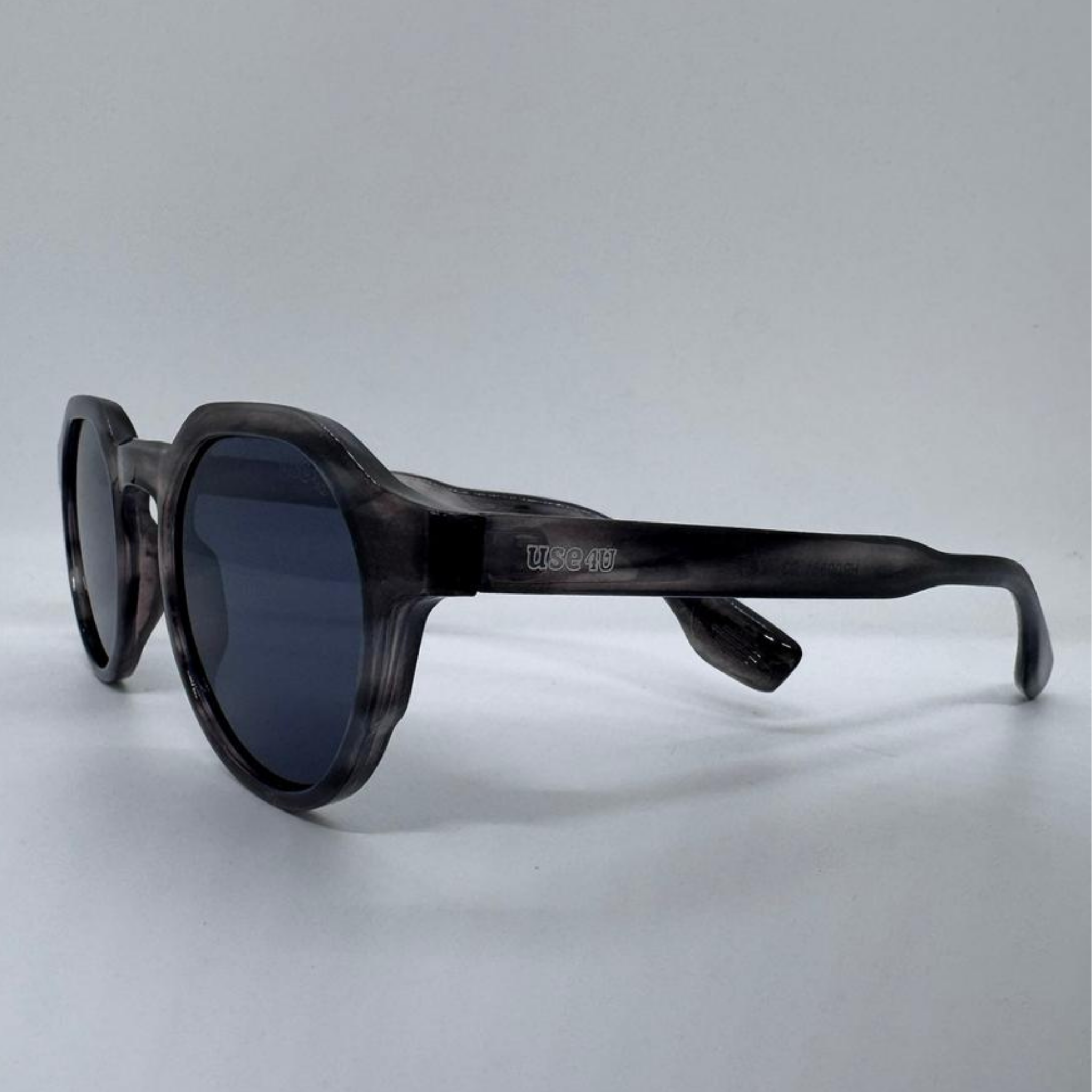 Johnny | Cinza clear + preto?