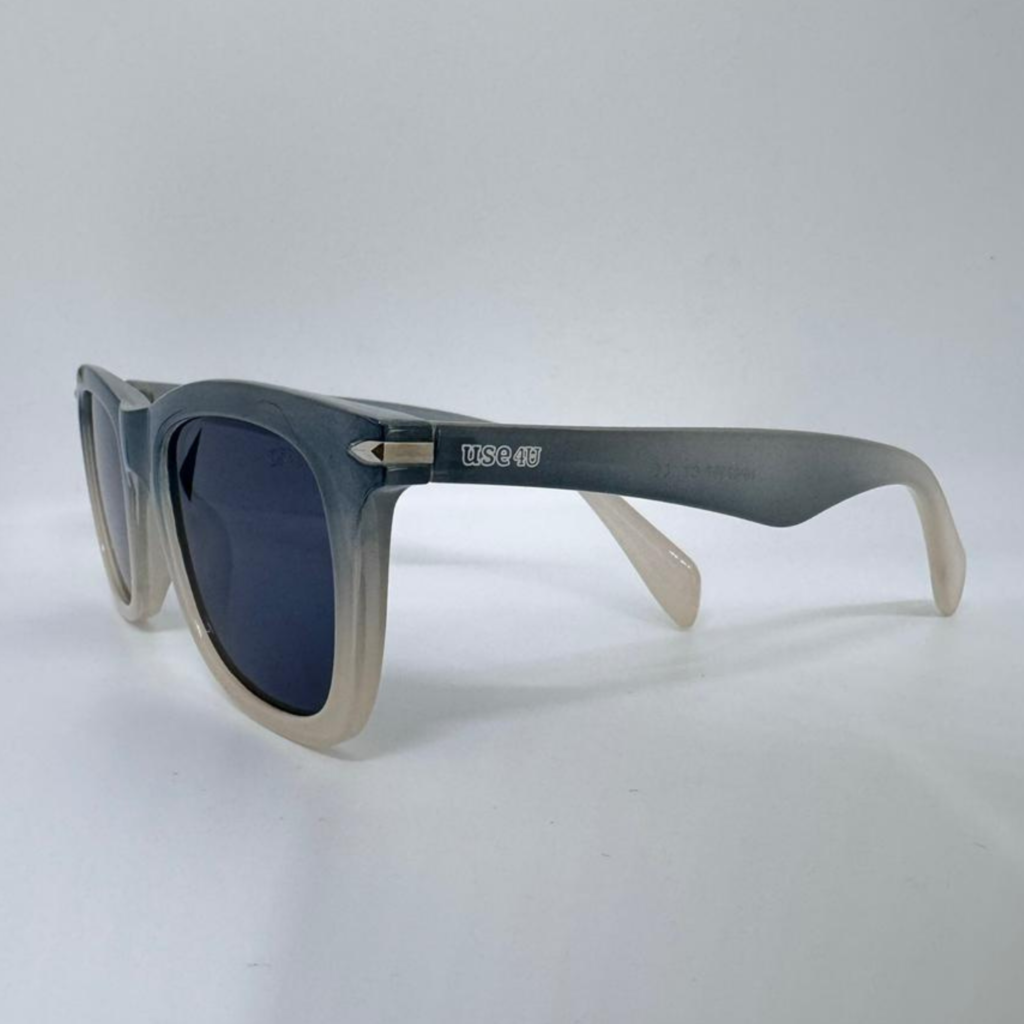 Justin | Cinza/azul + off white?