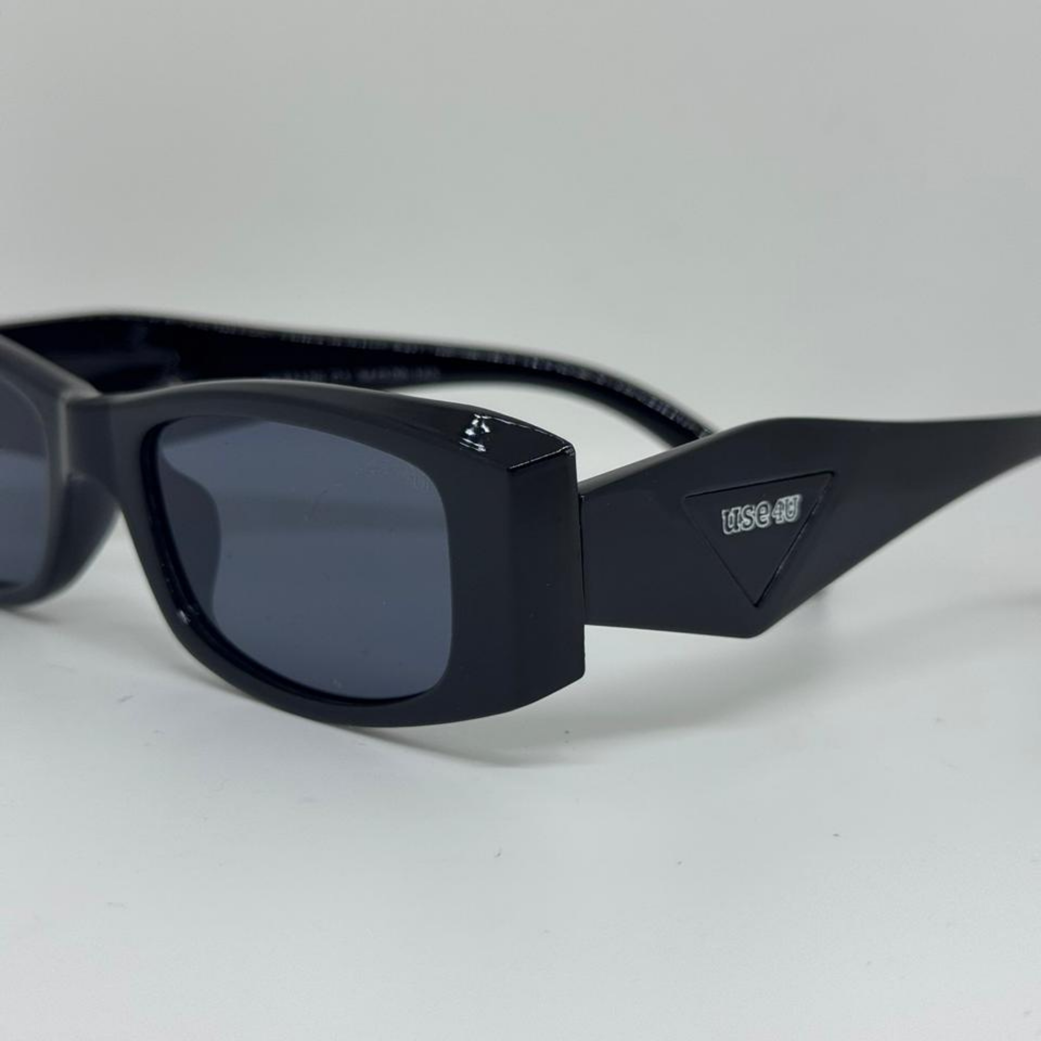 Cléo | Preto sólido