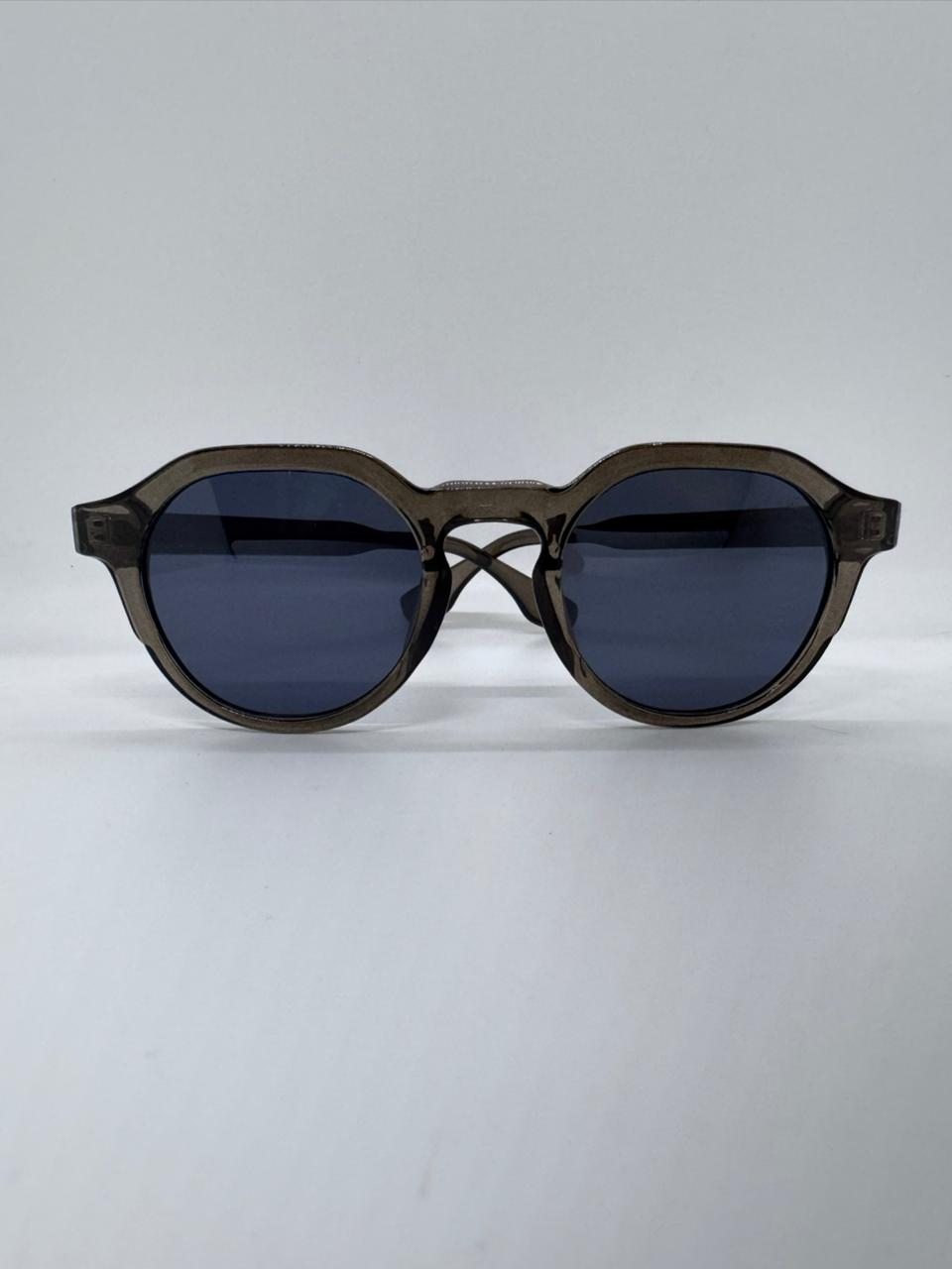 Johnny | Cinza clear?